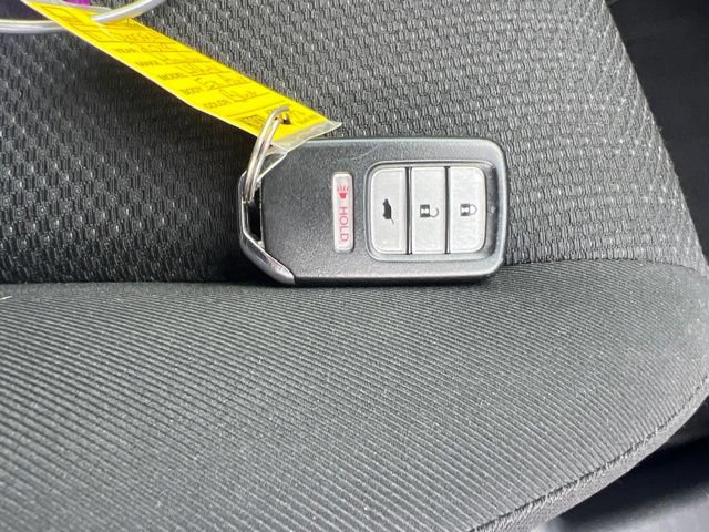 Used 2018 Honda HR-V EX image 35