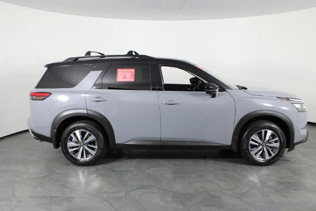 Certified 2024 Nissan Pathfinder SL FWD image 12