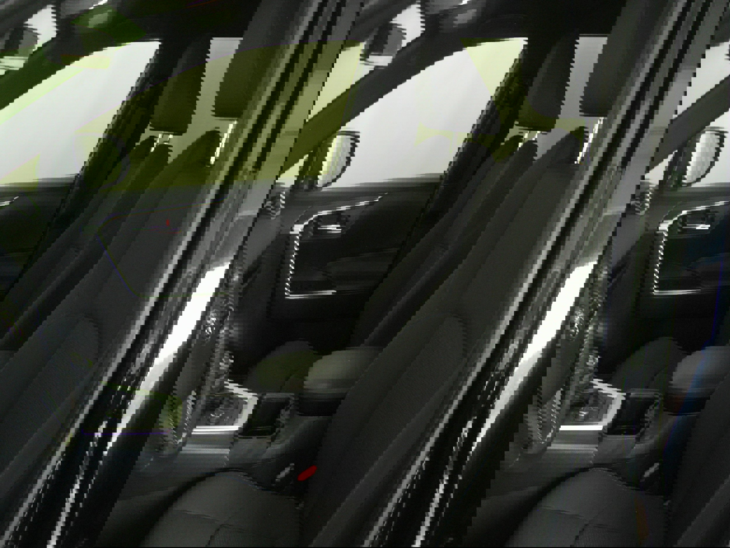 Used 2022 Toyota RAV4 SE w/ SE Grade Weather Package AWD/4WD image 6