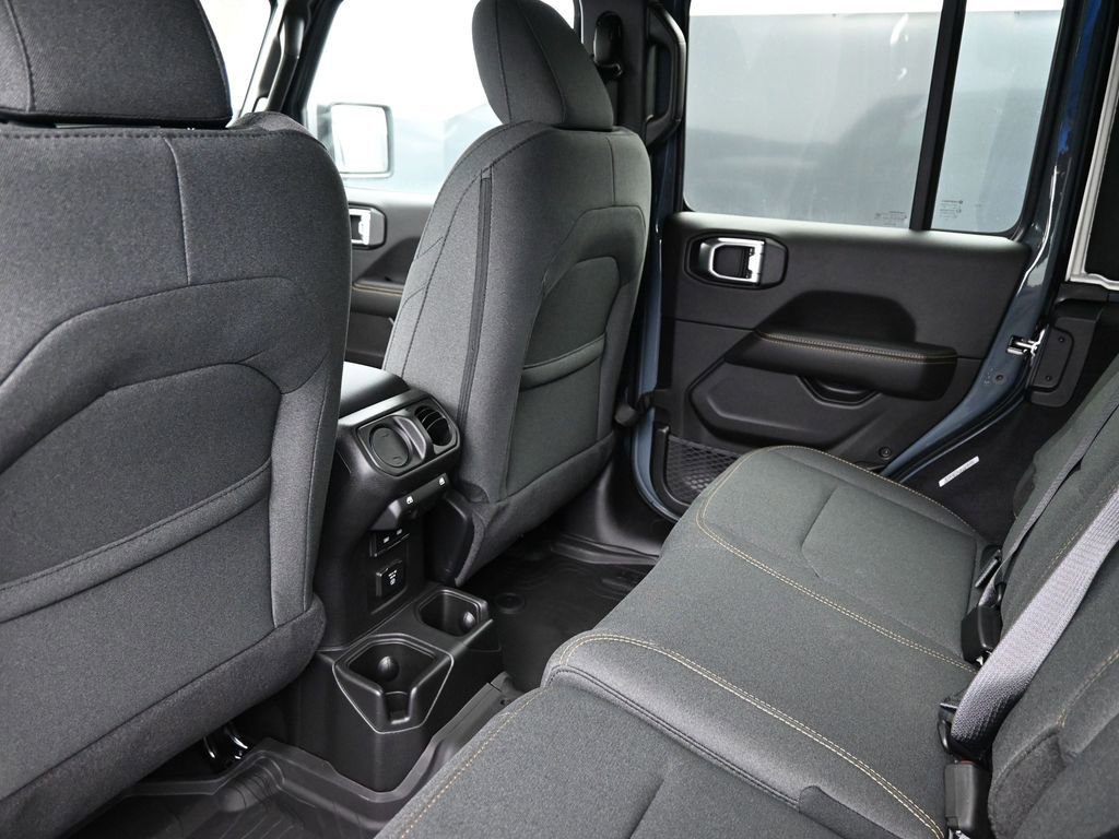 New 2026 Jeep Wrangler Sahara w/ Technology Group image 23