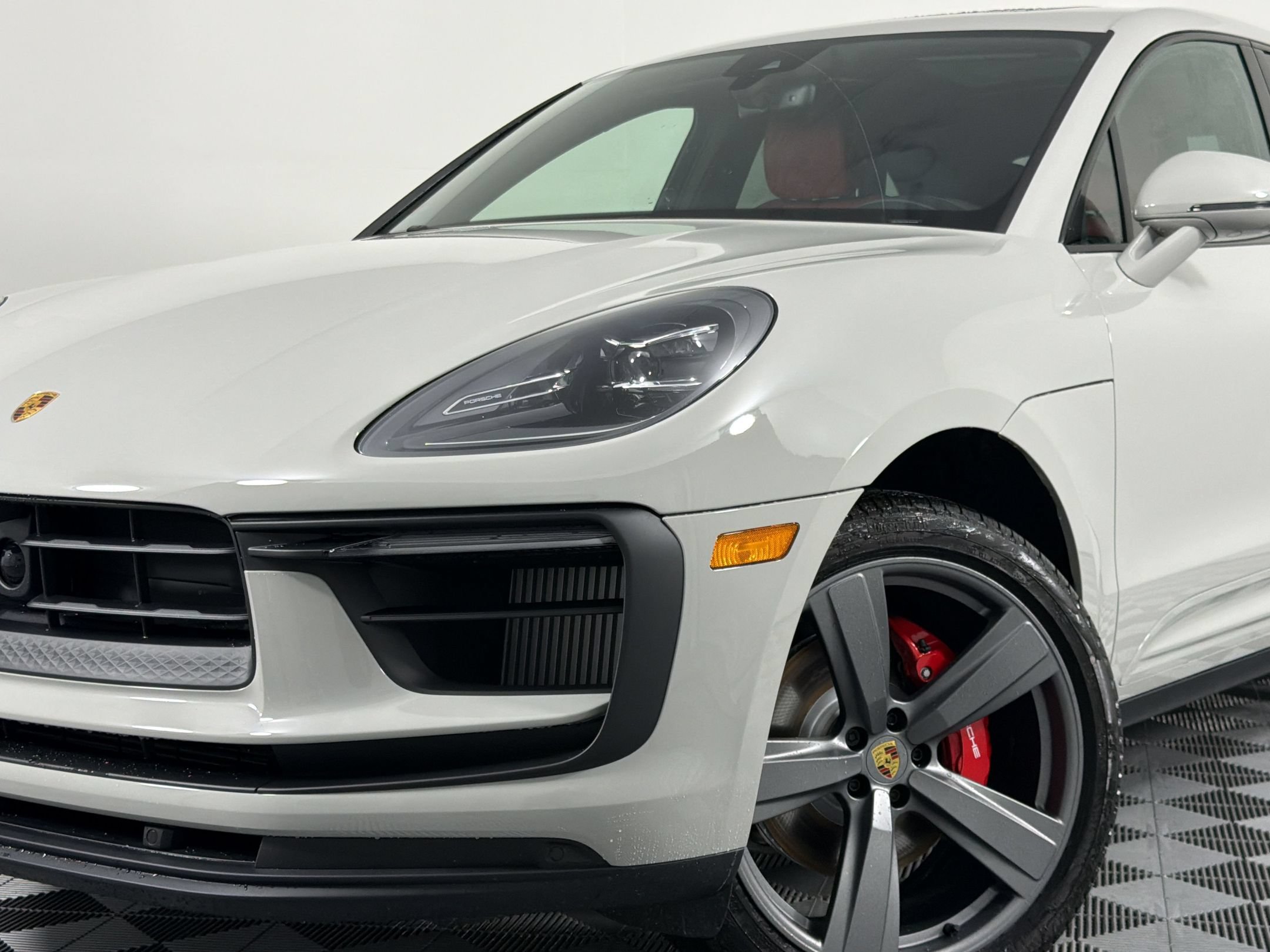 New 2026 Porsche Macan S AWD/4WD image 6