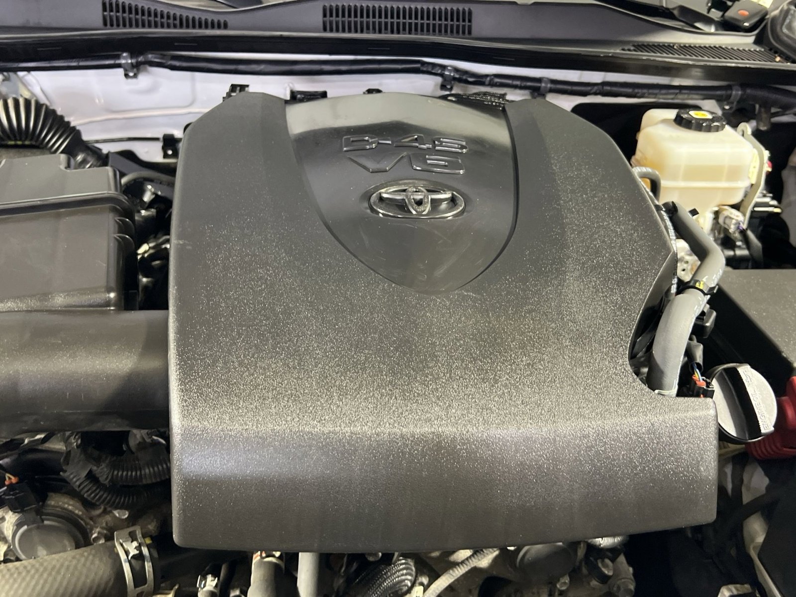 Used 2021 Toyota Tacoma TRD Off-Road w/ Technology Package image 27