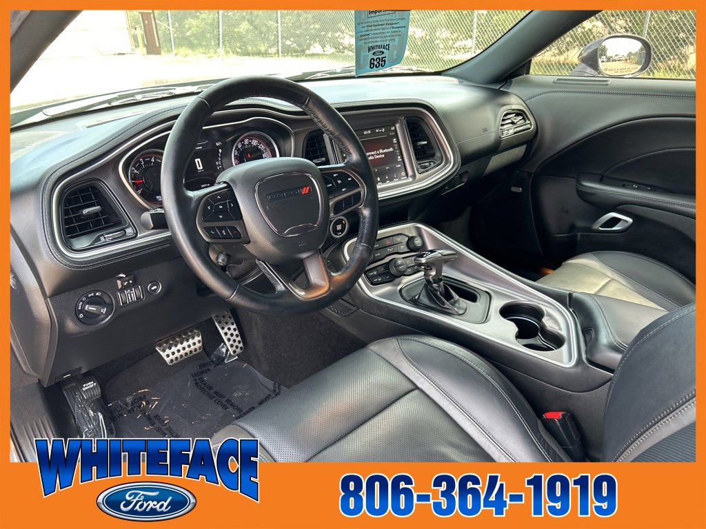 Used 2022 Dodge Challenger SXT w/ Plus Package image 14