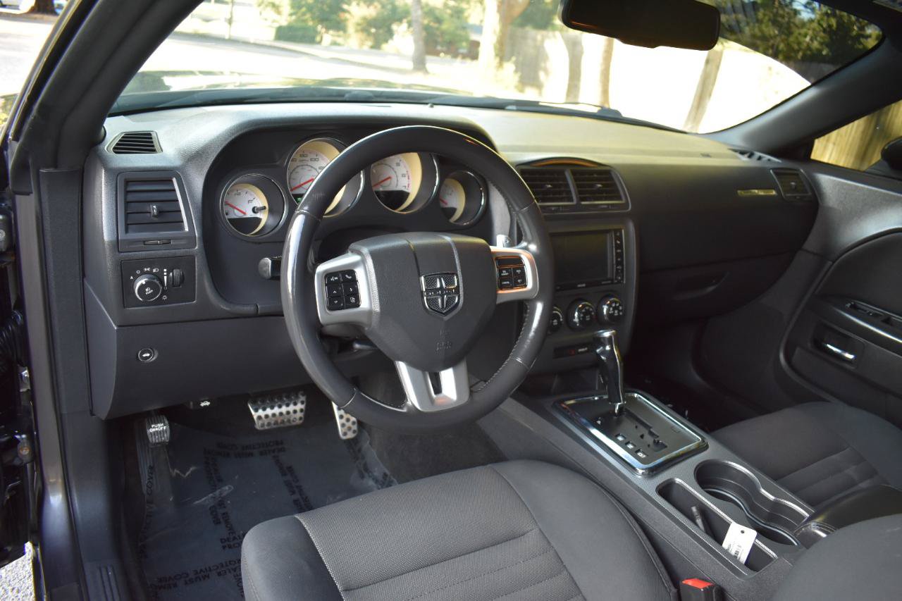 Used 2014 Dodge Challenger R/T w/ Blacktop Package RWD image 14