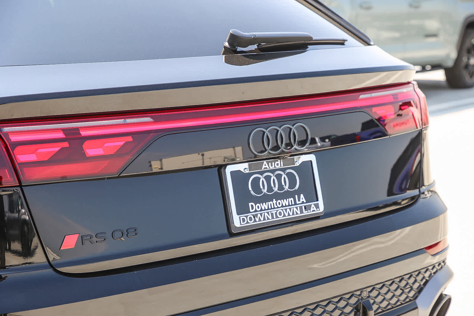 New 2025 Audi RS Q8 performance image 12