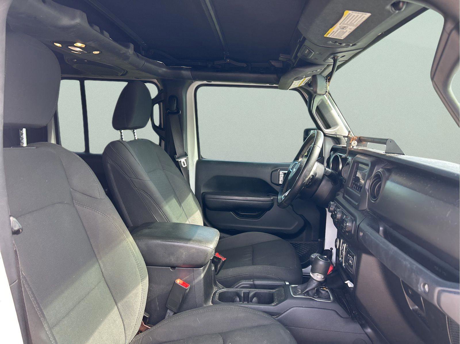 Used 2020 Jeep Gladiator Sport w/ Quick Order Package 24S AWD/4WD image 12