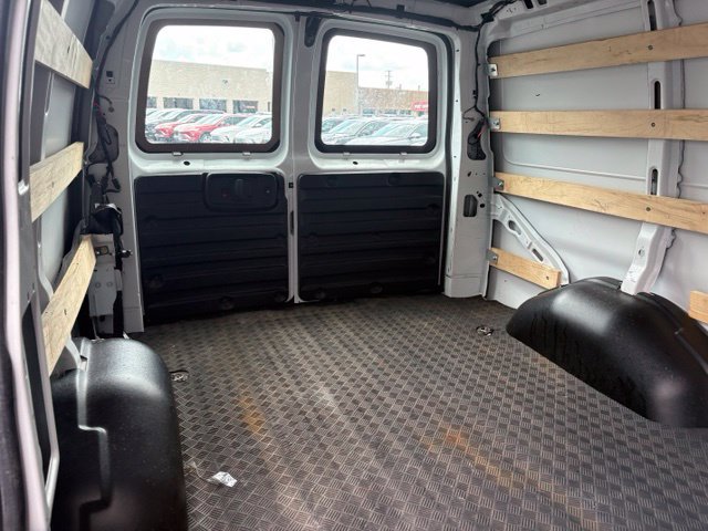 Used 2025 GMC Savana 2500 w/ Driver Convenience Package RWD image 13