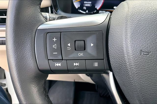 Used 2024 INFINITI QX60 Luxe w/ Cargo Package image 18