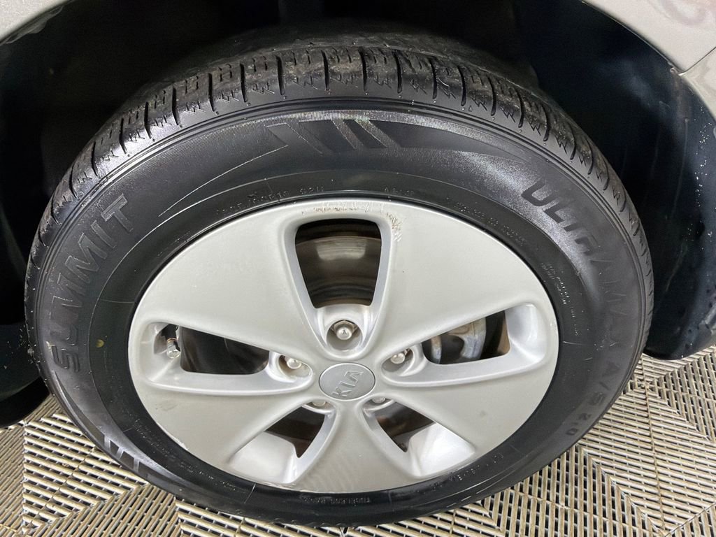 Used 2016 Kia Soul image 12