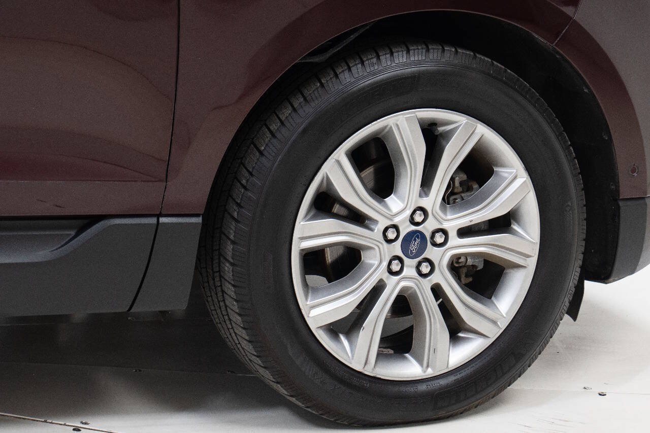 Used 2019 Ford Edge Titanium w/ Equipment Group 301A FWD image 80