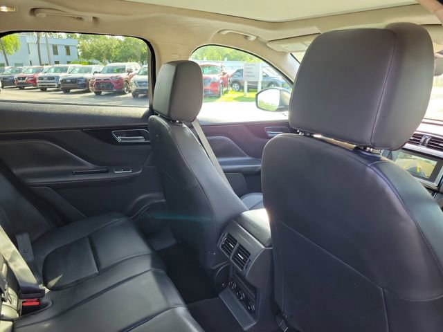 Used 2020 Jaguar F-PACE AWD/4WD image 29