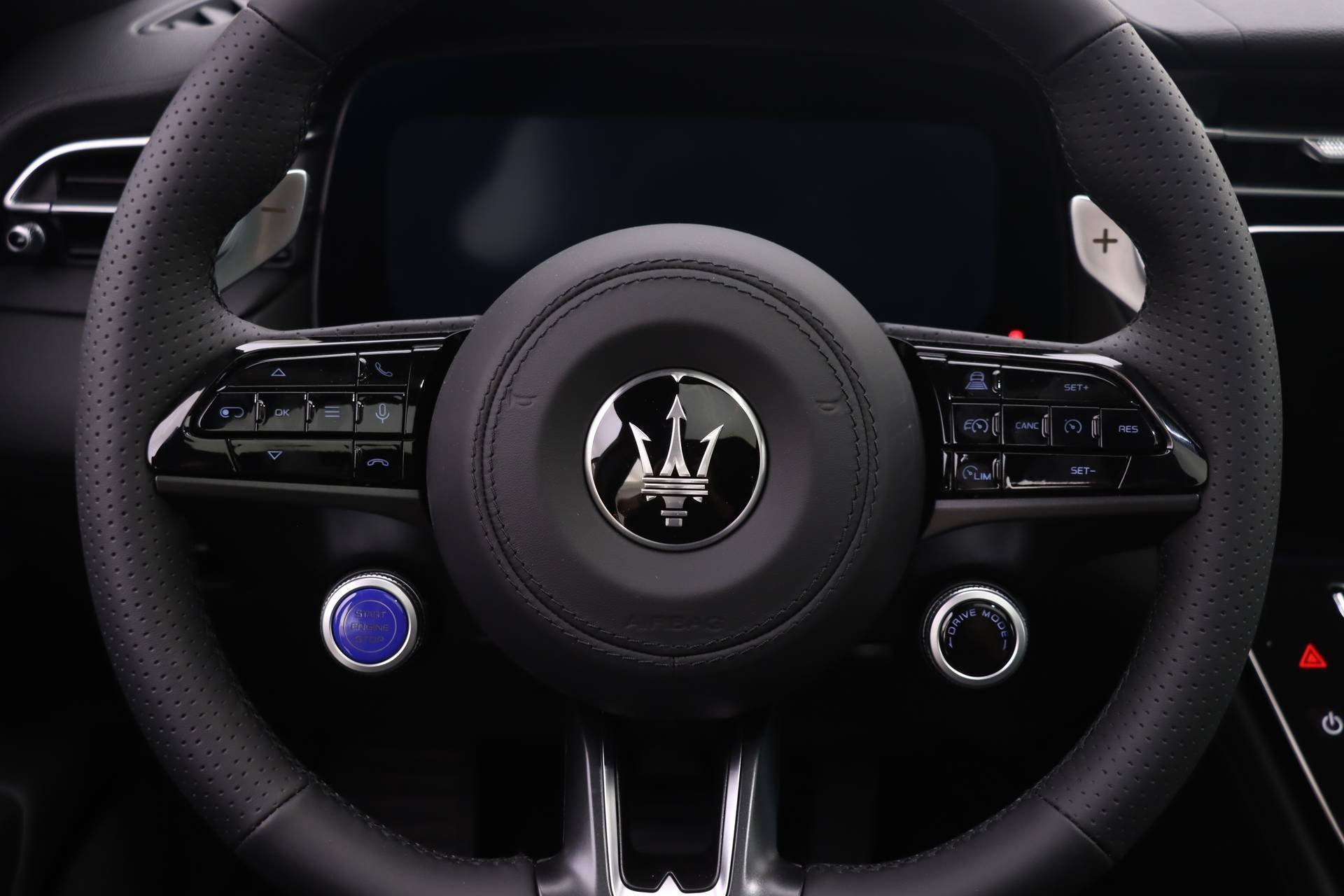 New 2024 Maserati Grecale GT image 12