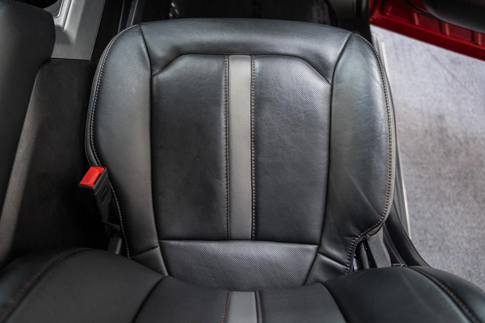 Certified 2018 Ford F150 Platinum w/ Equipment Group 701A Luxury image 40