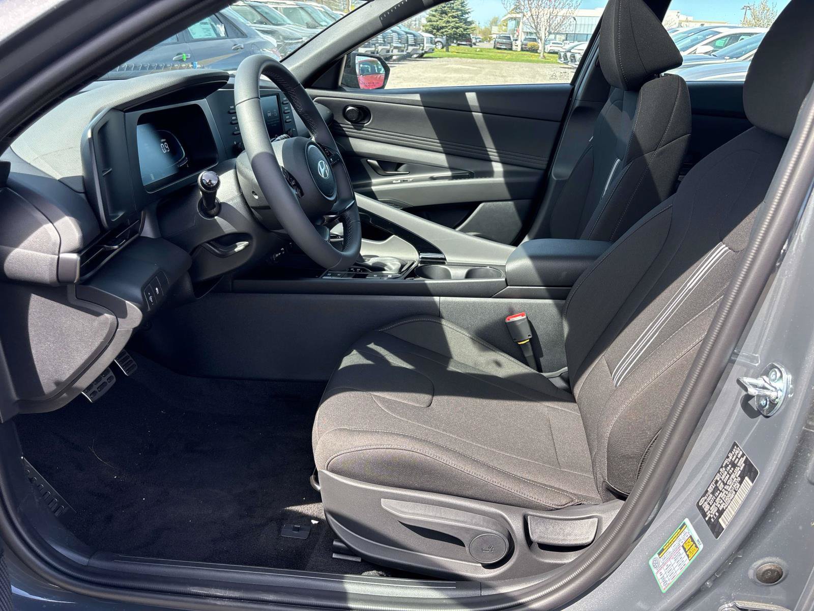 New 2026 Hyundai Elantra SEL Sport Premium FWD image 4