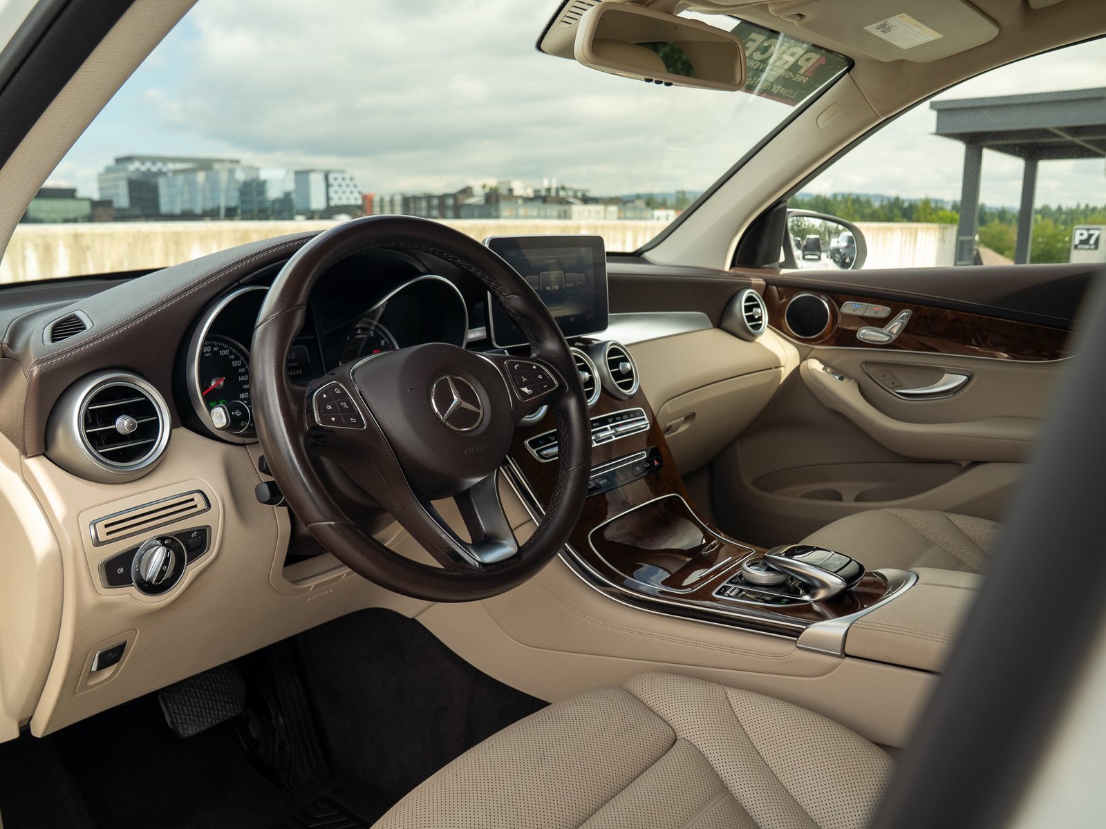 Used 2016 Mercedes-Benz GLC 300 image 15