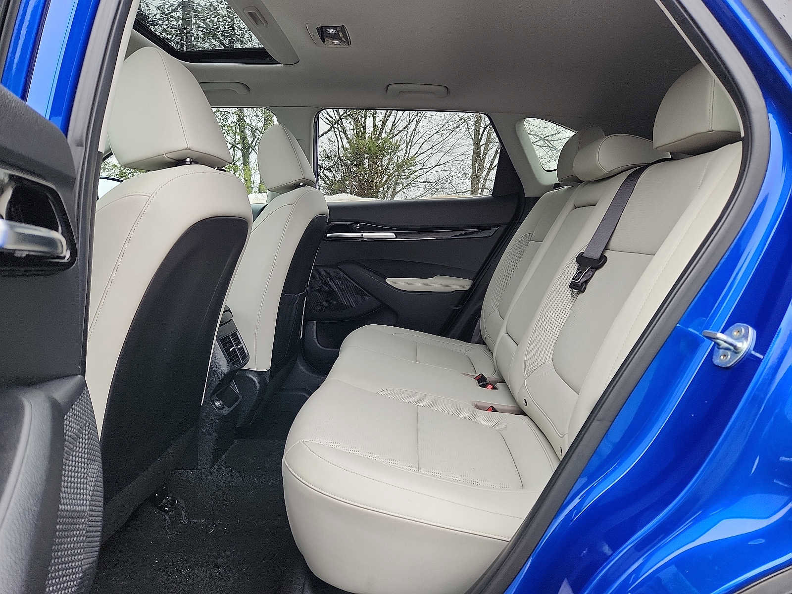 Used 2023 Kia Seltos EX AWD/4WD image 10