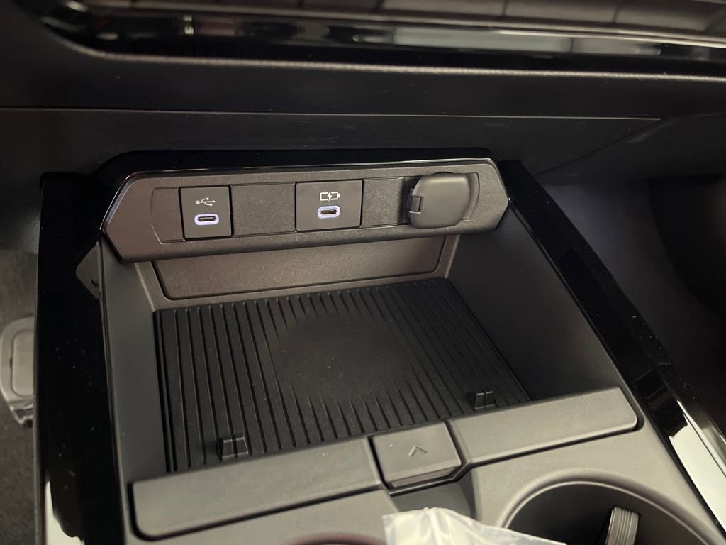 New 2026 Toyota Prius Plug-In Hybrid image 27