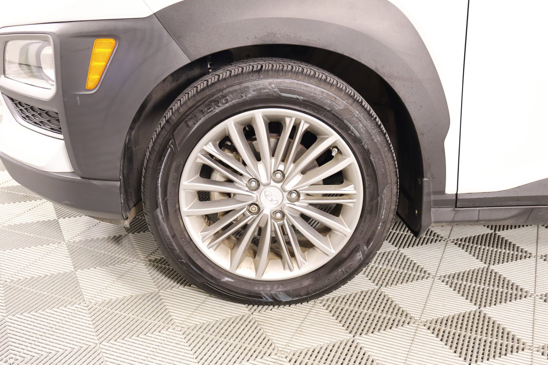 Used 2021 Hyundai Kona SEL Plus w/ Cargo Package image 16