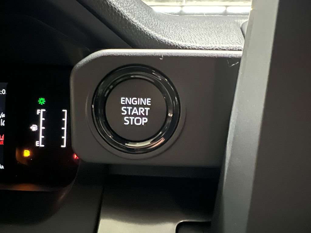 New 2025 Toyota Tacoma SR5 image 18