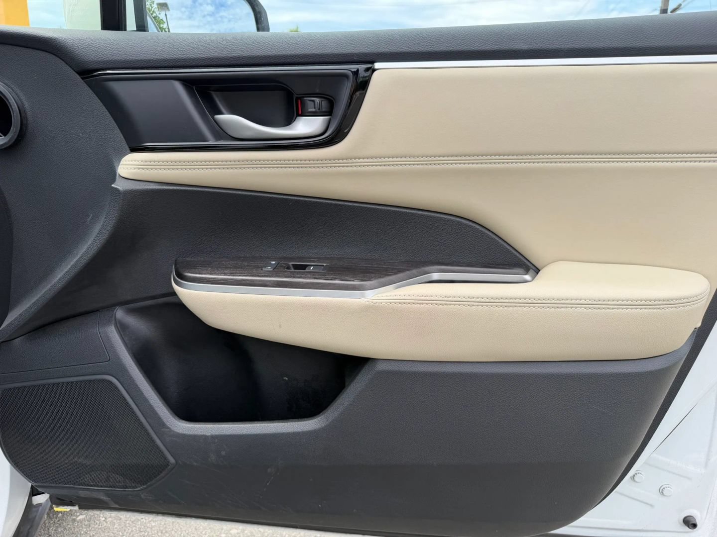 Used 2020 Honda Clarity Plug-In Hybrid image 15