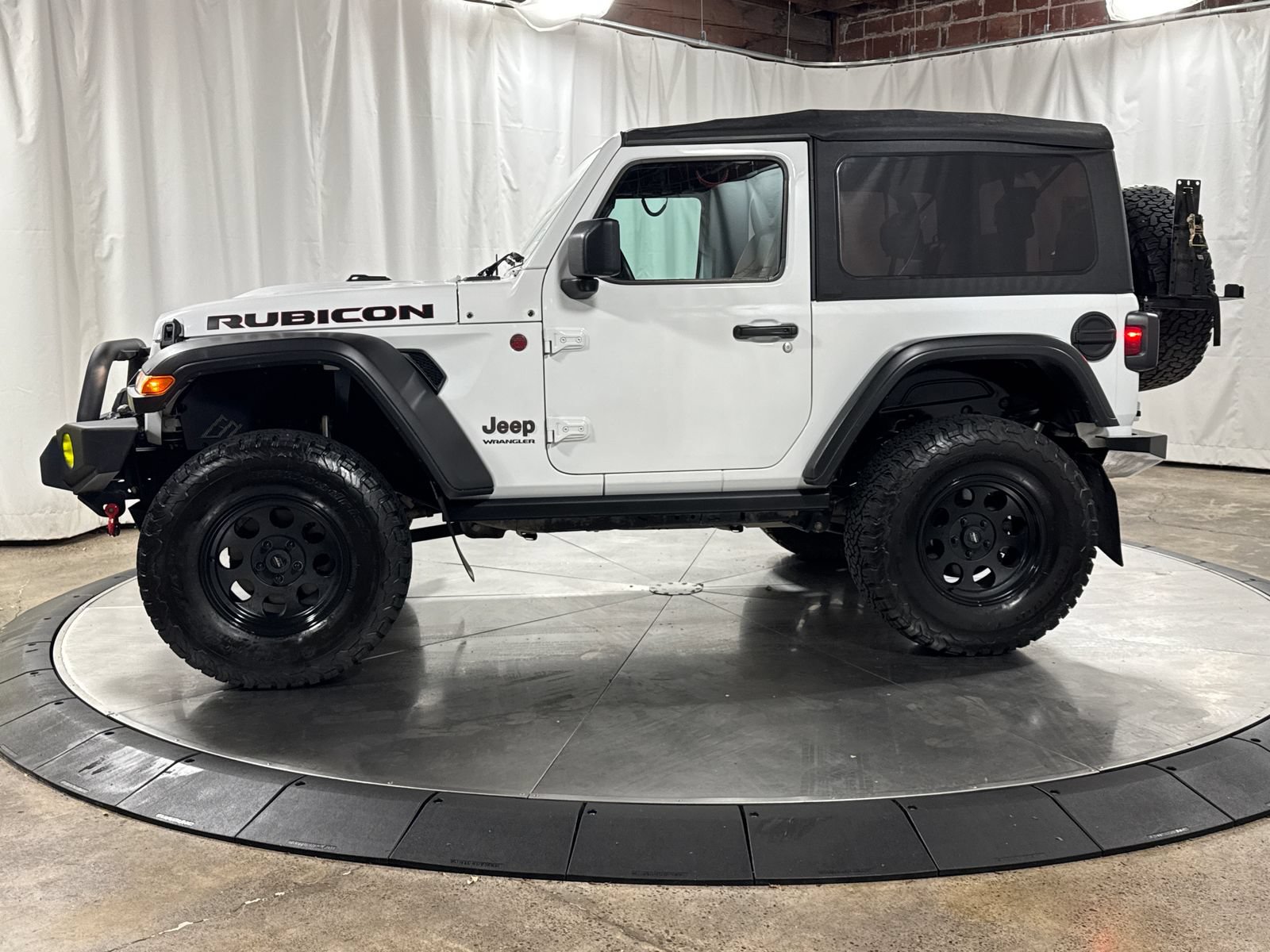 Used 2020 Jeep Wrangler Rubicon AWD/4WD image 6