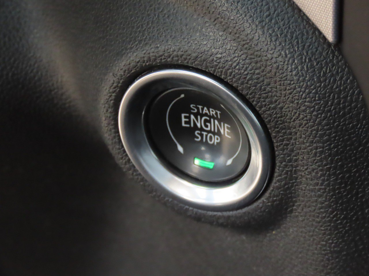 Used 2020 GMC Sierra 1500 Elevation w/ Elevation Value Package RWD image 29