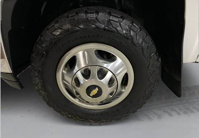 Used 2012 Chevrolet Silverado 3500 LT w/ Interior Plus Package AWD/4WD image 18