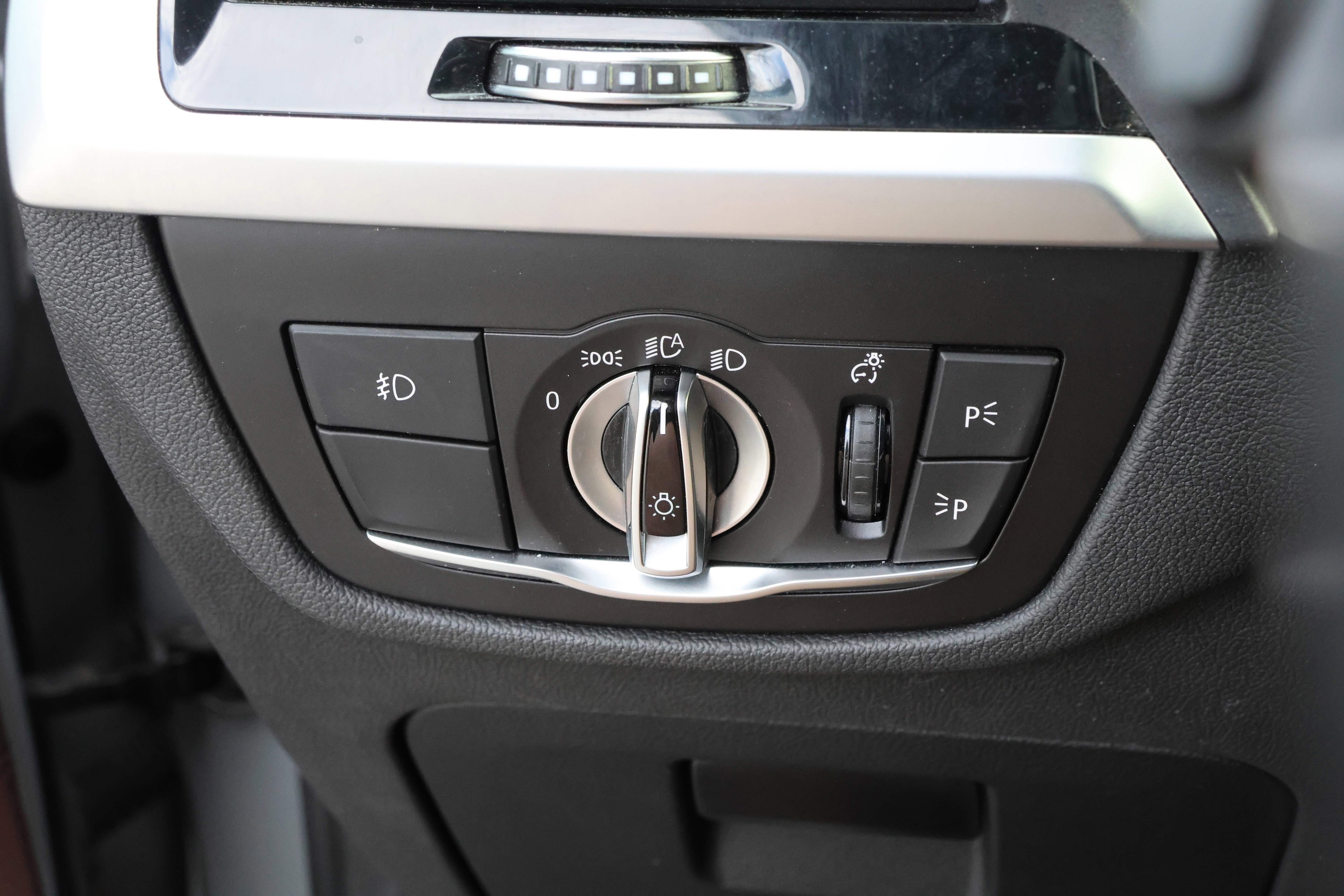 Used 2019 BMW X3 sDrive30i image 15