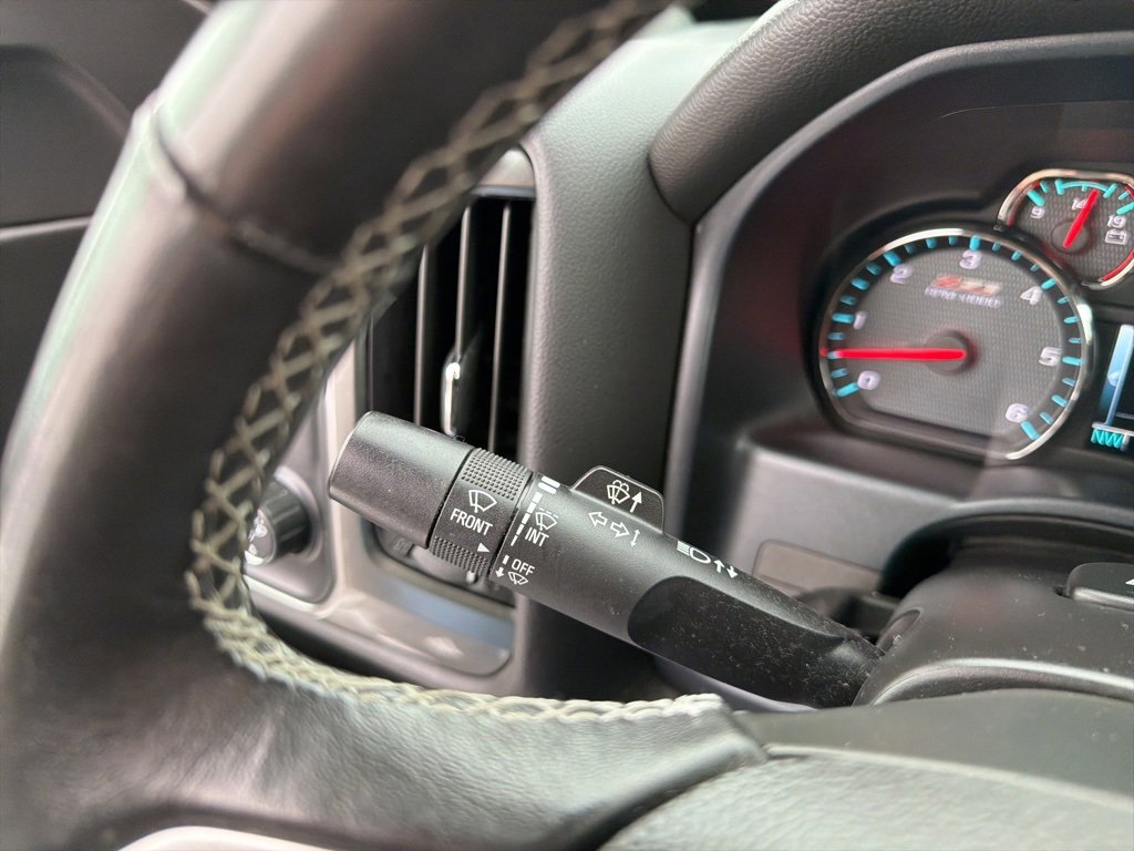 Used 2018 Chevrolet Silverado 1500 LT w/ All Star Edition image 32