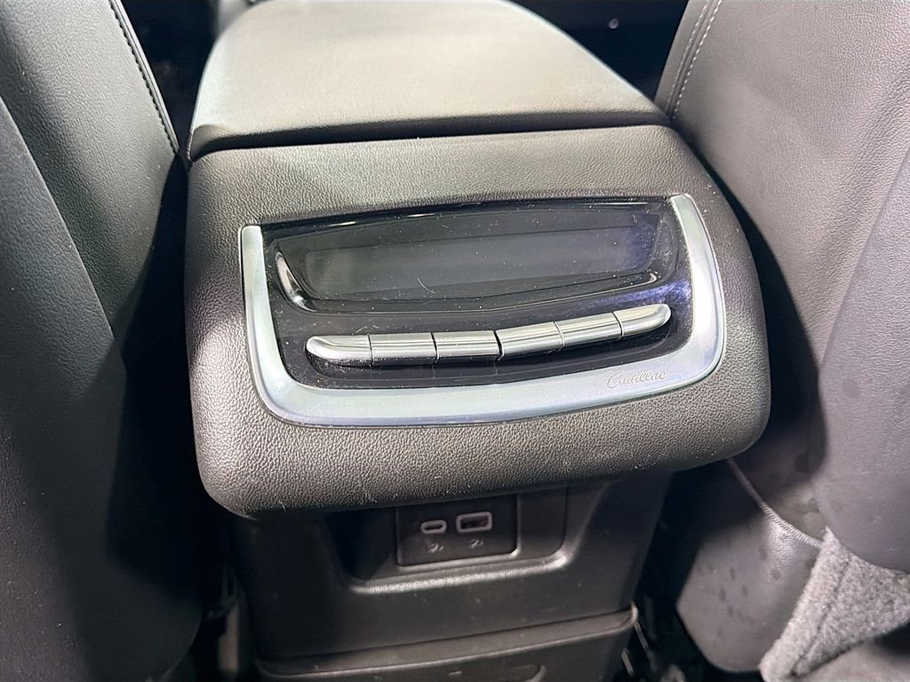 Used 2024 Cadillac XT6 Premium Luxury AWD/4WD image 29