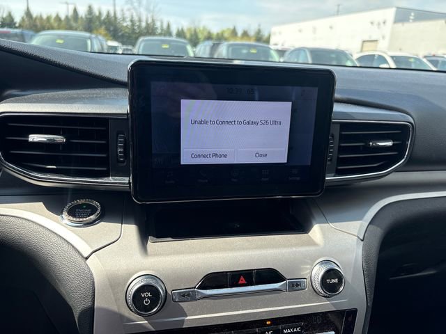 Used 2021 Ford Explorer XLT w/ Equipment Group 202A AWD/4WD image 21