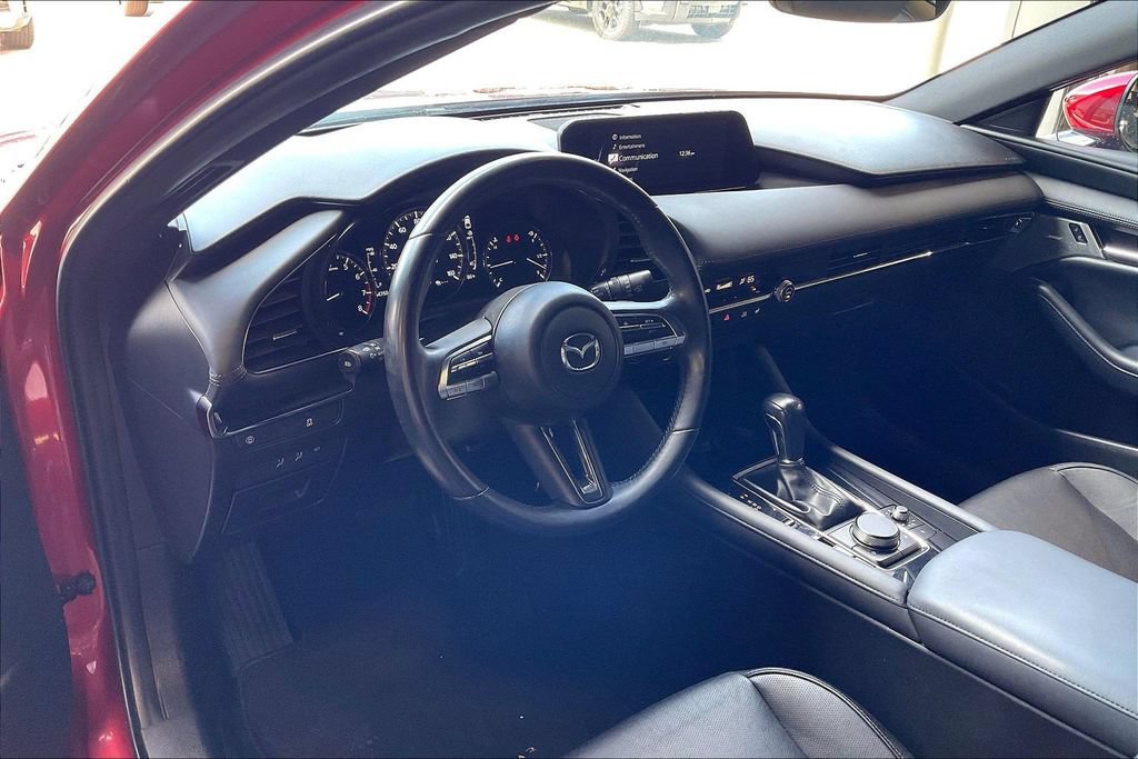 Used 2020 MAZDA MAZDA3 Hatchback w/ Premium Package FWD image 14