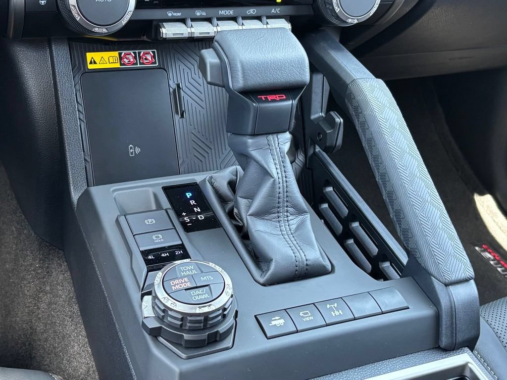 New 2026 Toyota 4Runner TRD Off-Road Premium AWD/4WD image 24