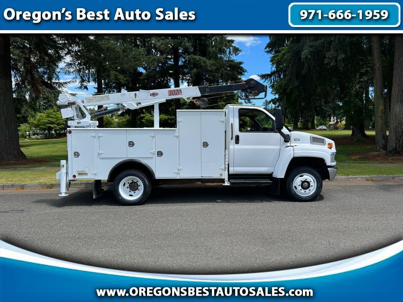 Used 2005 GMC TopKick C4500 2WD Regular Cab