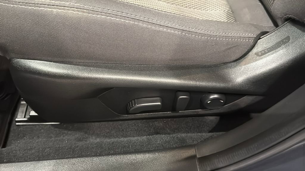 Used 2024 Subaru Crosstrek 2.0i Premium image 23