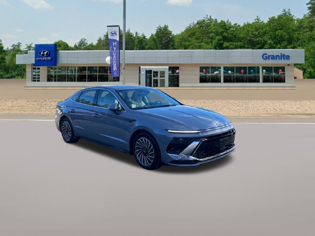 Used 2025 Hyundai Sonata SEL FWD image 5
