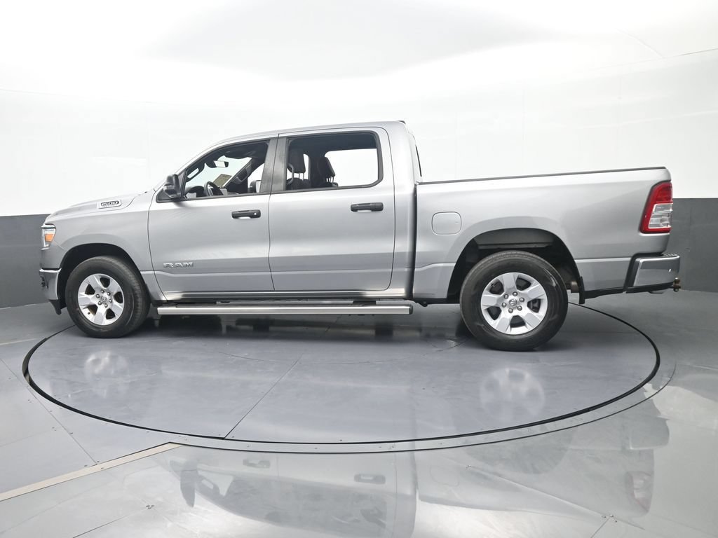 Used 2023 RAM 1500 Big Horn AWD/4WD image 3
