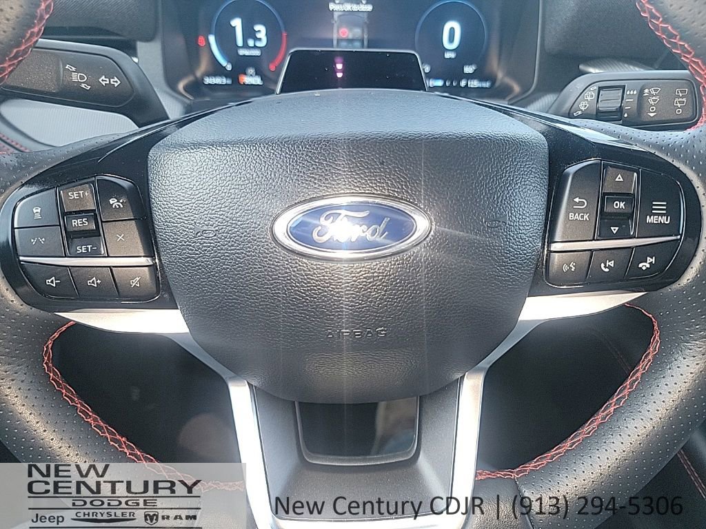 Used 2025 Ford Explorer ST-Line AWD/4WD image 14