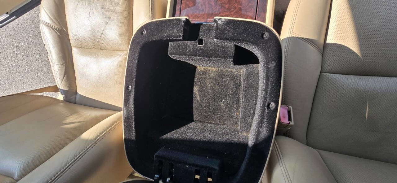 Used 2009 Cadillac Escalade ESV AWD image 42