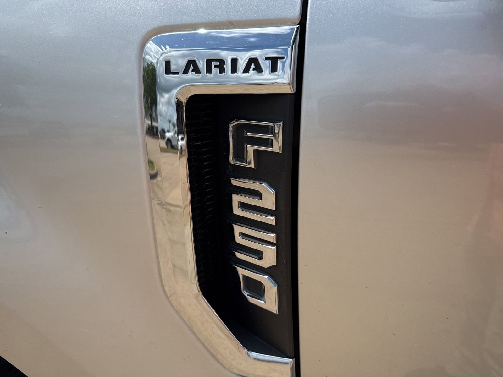 Used 2017 Ford F250 Lariat w/ Lariat Ultimate Package image 13