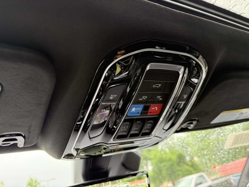 New 2026 Jeep Grand Wagoneer Summit AWD/4WD image 29