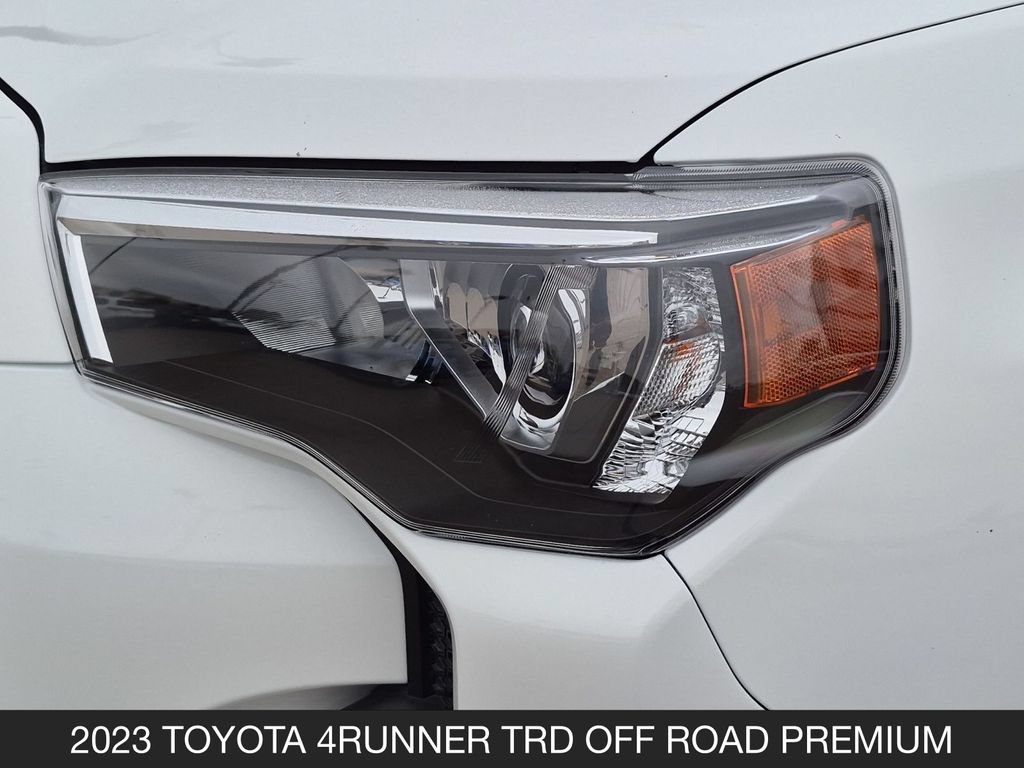 Used 2023 Toyota 4Runner TRD Off-Road Premium w/ Off Road Premium Plus Package AWD/4WD image 10
