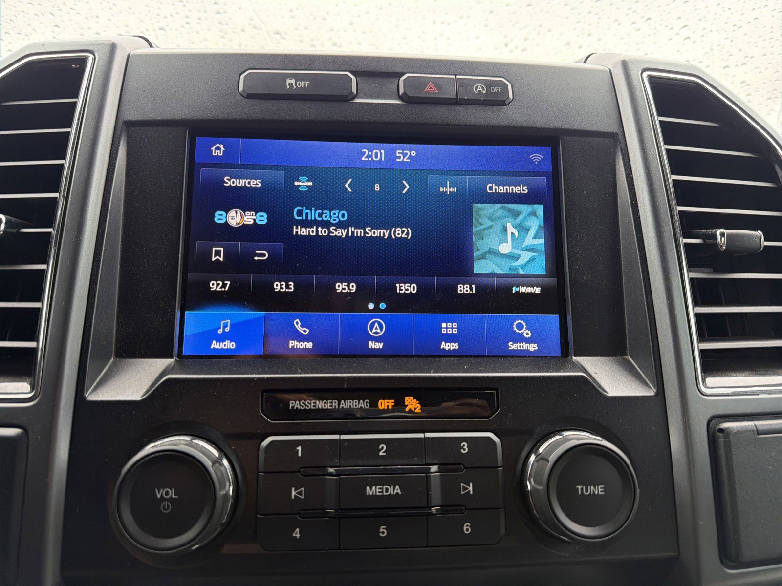 Used 2019 Ford F150 XLT w/ Equipment Group 302A Luxury AWD/4WD image 22