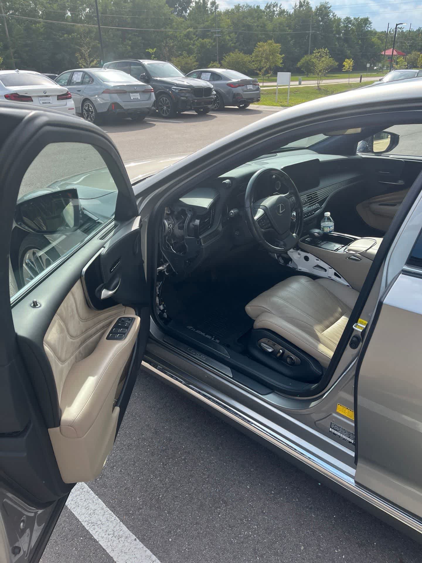 Used 2021 Lexus LS 500 AWD w/ Interior Upgrade Package image 11