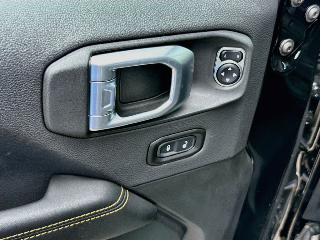 New 2027 Jeep Wrangler Unlimited Sahara AWD/4WD image 18