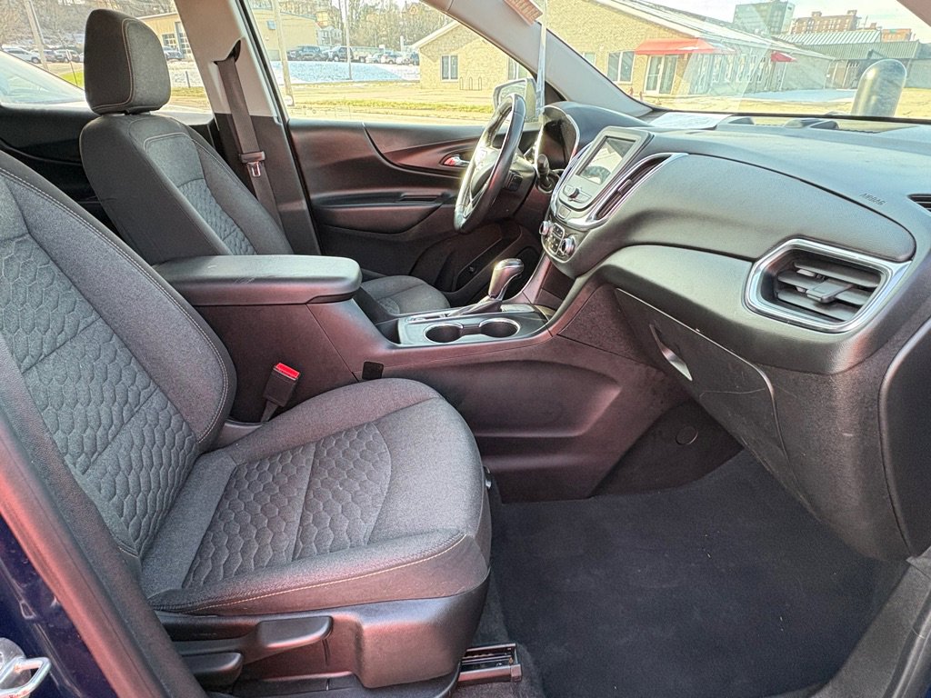 Used 2019 Chevrolet Equinox LT image 18