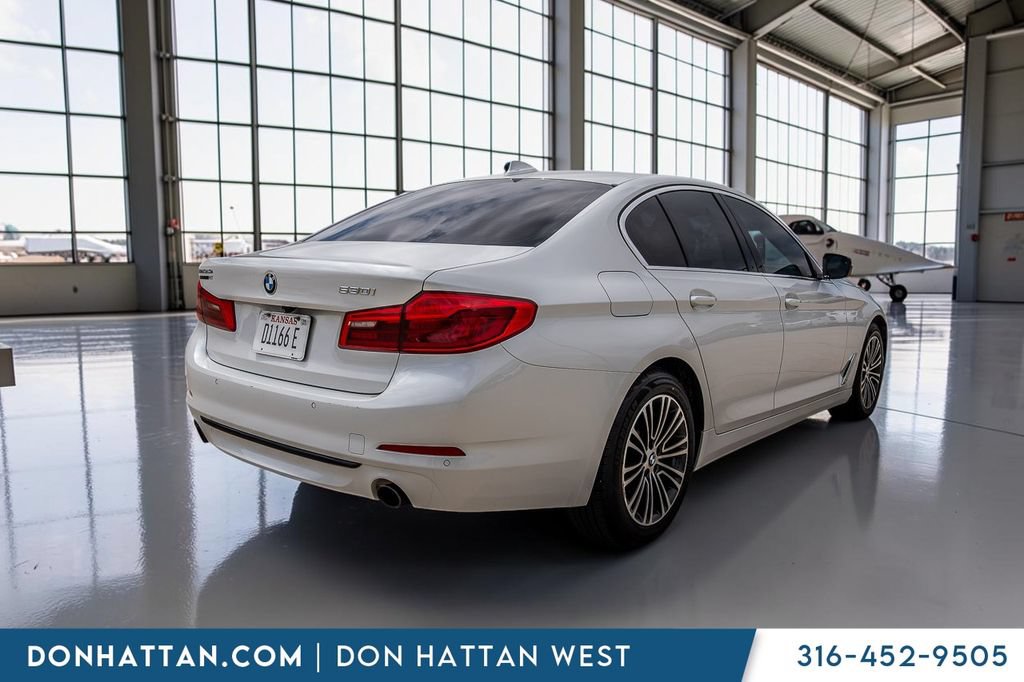 Used 2020 BMW 530i w/ Convenience Package RWD image 35
