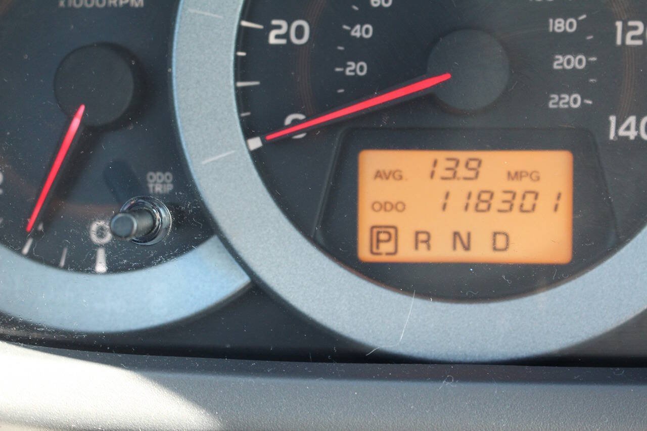 Used 2011 Toyota RAV4 2WD w/ Upgrade Value Pkg image 10