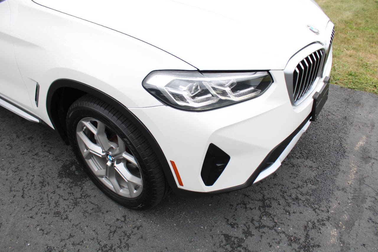 Used 2022 BMW X3 xDrive30i image 4