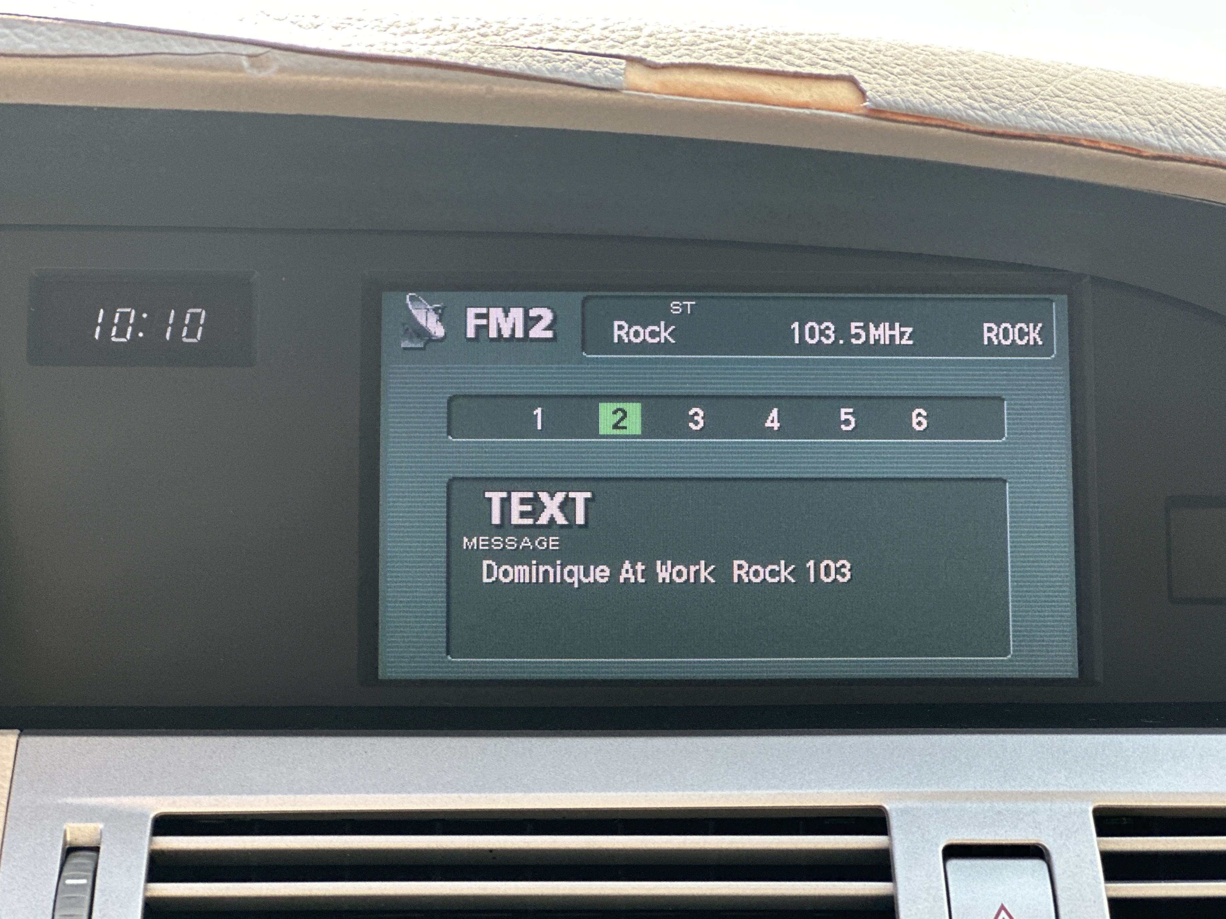 Used 2005 Toyota Avalon Limited FWD image 23